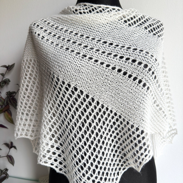 Was statt Bolero zum Brautkleid tragen?