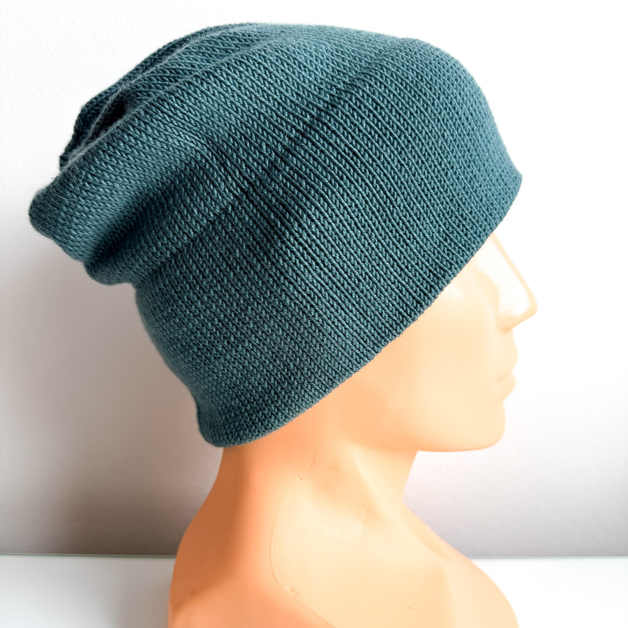 Beanie aus 100% Baby Merino – 66 „Nebliger Wald“