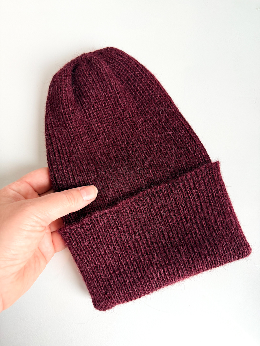 HELEN Turn-Up Beanie 100% Alpaca 9046 dzikie jagody
