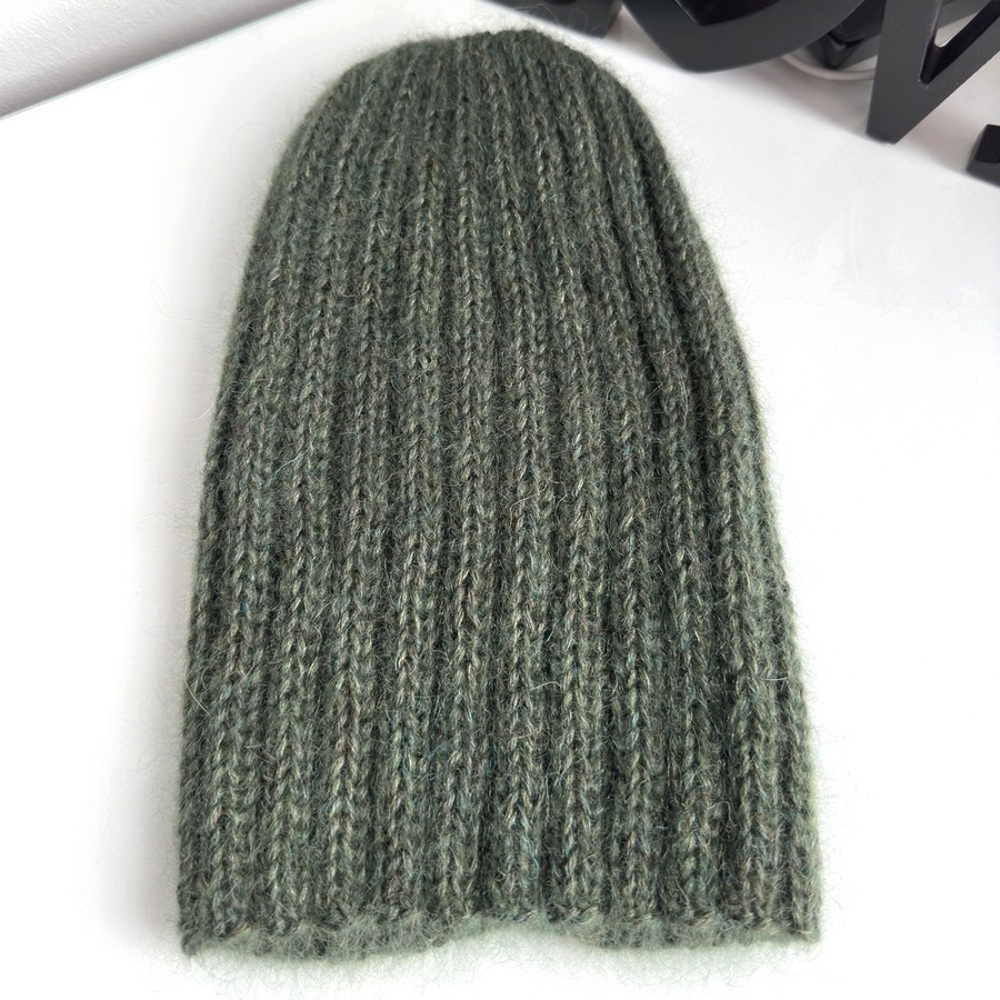 MARGARET 2.0 Beanie-Mütze Alpaka + doppelter Mohair und Seide 7895/19 Dunkelgrün