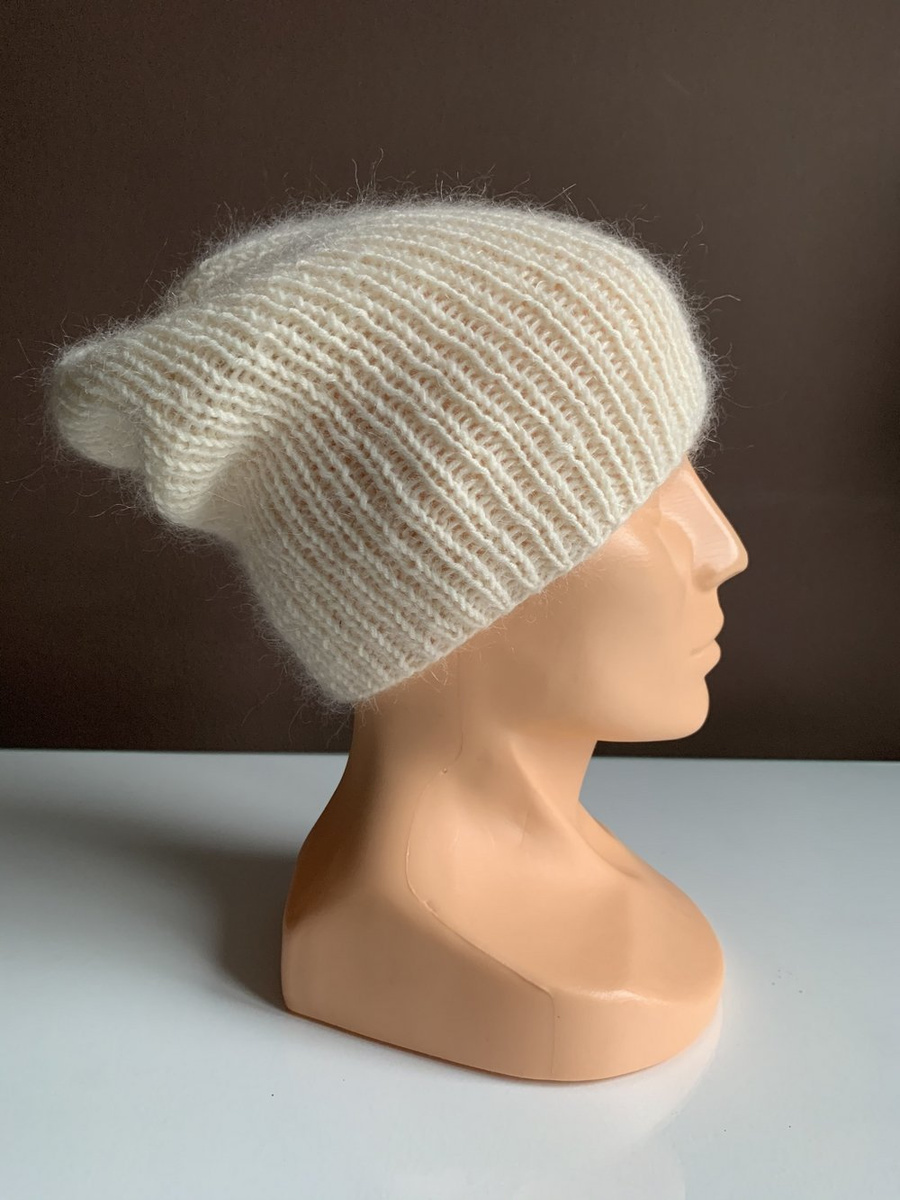 AUREA – ręcznie robiona ciepła czapka merino z moherem damska 02/01 Ecru