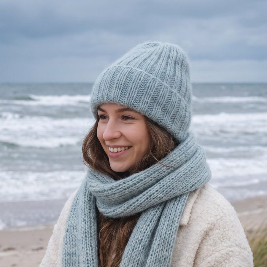 MARGARET Handmade Beanie Alpaca Mohair and Silk 9037 Jasna Morska Zieleń