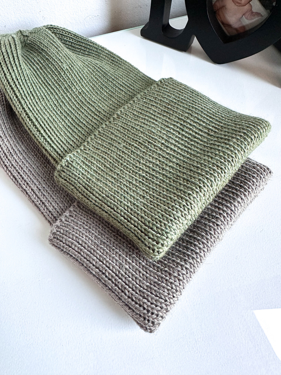 VARELLA – czapka merino beanie wywijana 100% Baby Merino 38 Oliwka