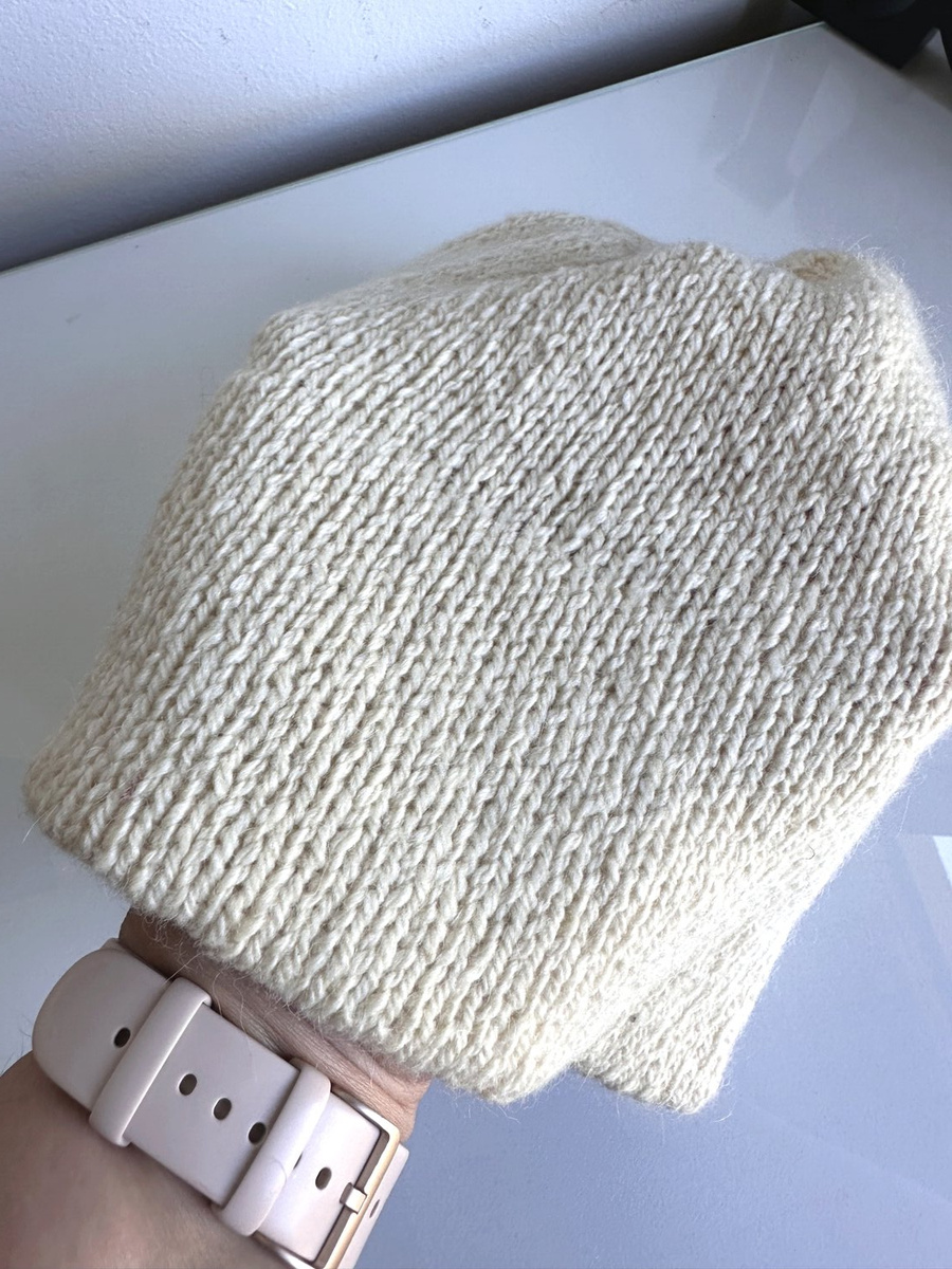Ręcznie robiona Czapka hand made Tweed 01 Ecru