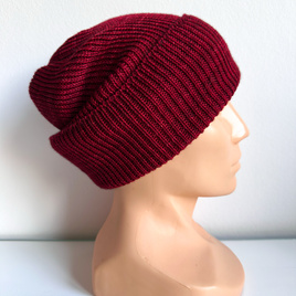 Beanie czapka z wełny merino VARELLA 2.0 100% Baby Merino SW033 Cereza