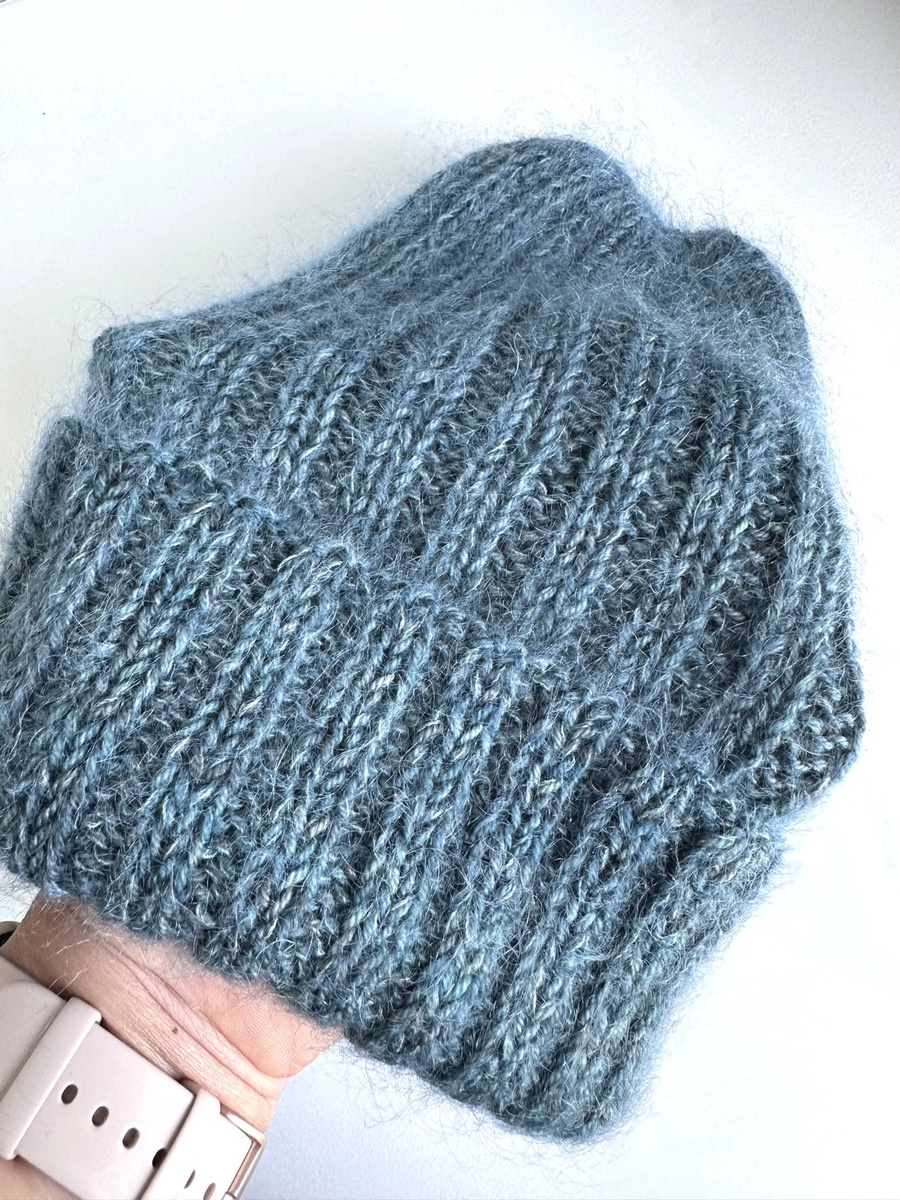 DAISY – czapka beanie handmade baby merino + moher i jedwab Głębia Oceanu