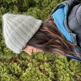 MIRA – ręcznie robiona ciepła czapka beanie merino + moher i jedwab 05 Jasny Szary