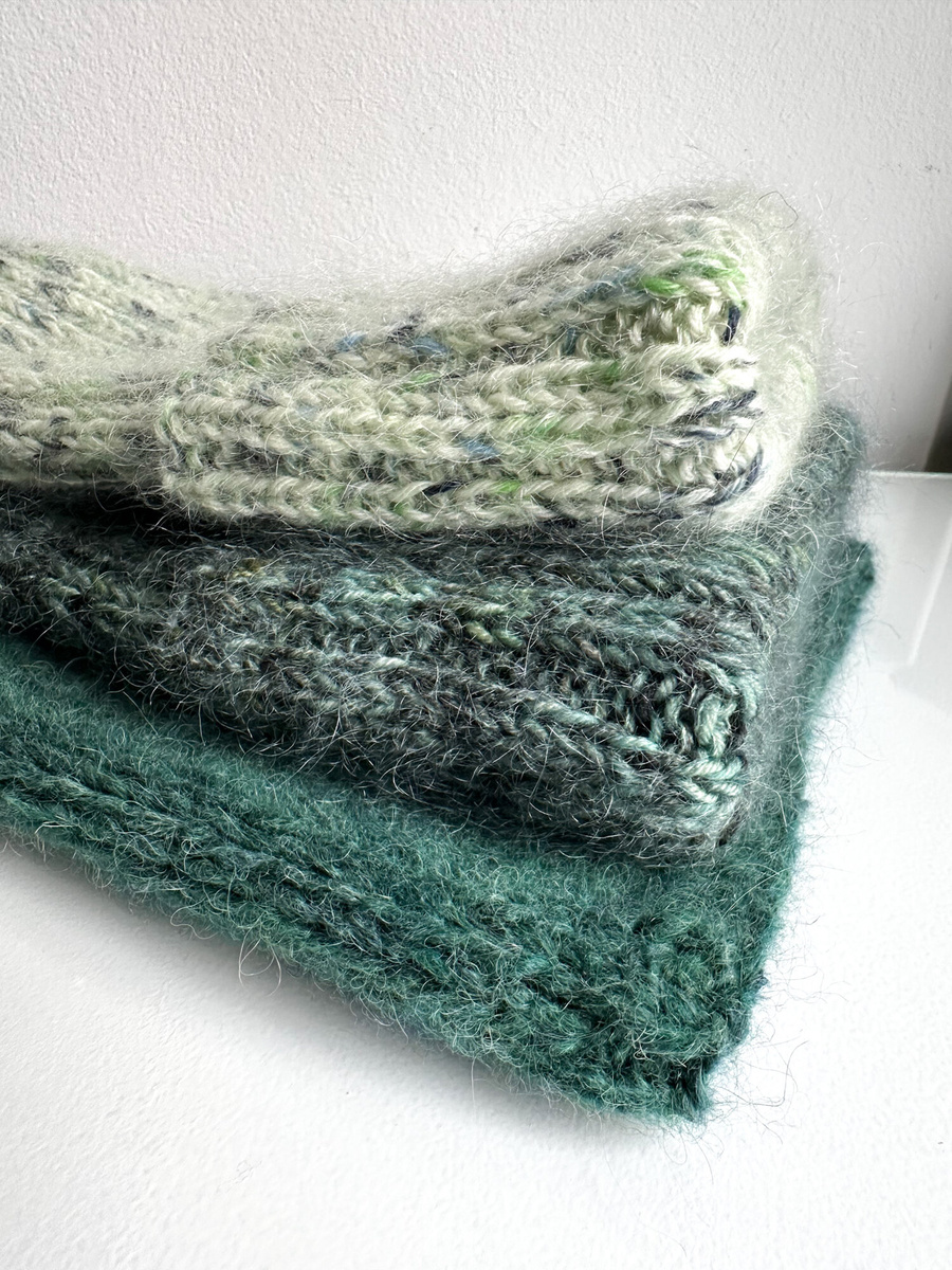 DAISY – czapka beanie ręcznie farbowana baby merino + moher i jedwab 467 Kaktus