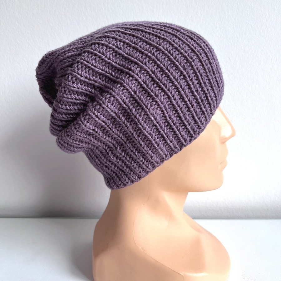 NANA – czapka beanie z wełny 100% baby merino 40 Ametyst, jesienno-zimowa