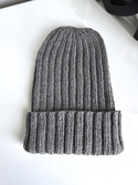 HELLI – wywijana czapka z wełny baby merino 19 Szary