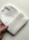 KIARA Mütze mit Umschlag 100% Alpaka 101 Weiß handgemacht