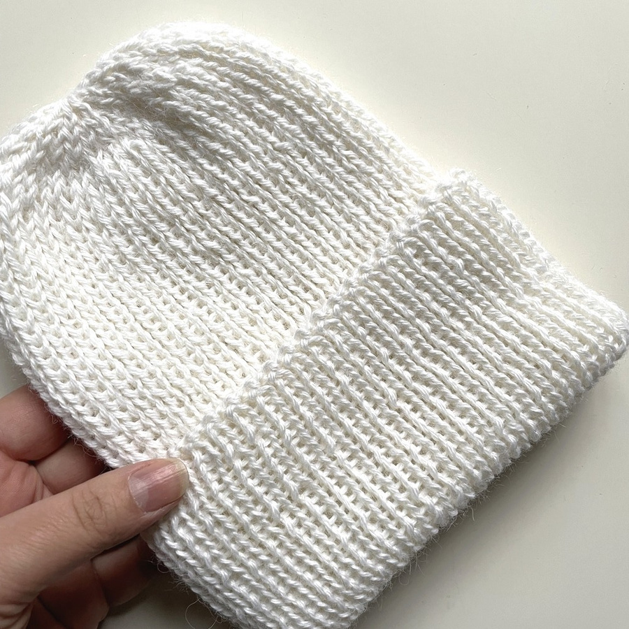 KIARA – czapka wywijana z alpaki 100% 101 biały, handmade