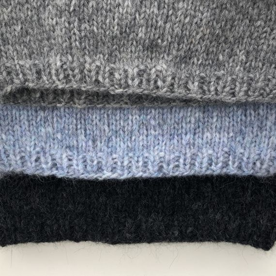 CHMURKA Beanie-Mütze aus Alpaka 10 Mgła szary niebieski