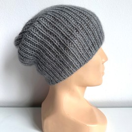 AUREA – ręcznie robiona cienka czapka beanie baby merino + moher i jedwab damska 19/10 szary