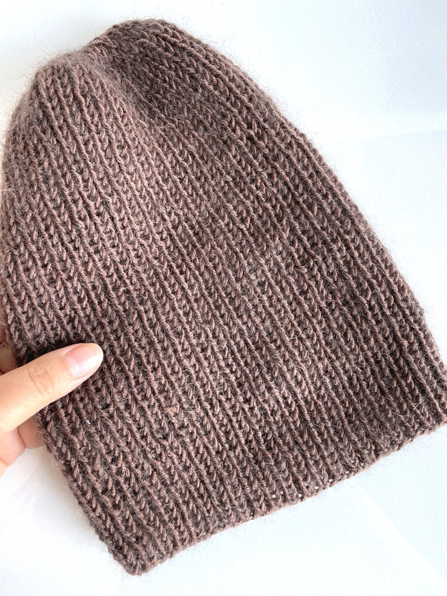 Handmade women's hat AUREA 100% Baby Merino plus mohair and silk 52/15 Dessert chocolate