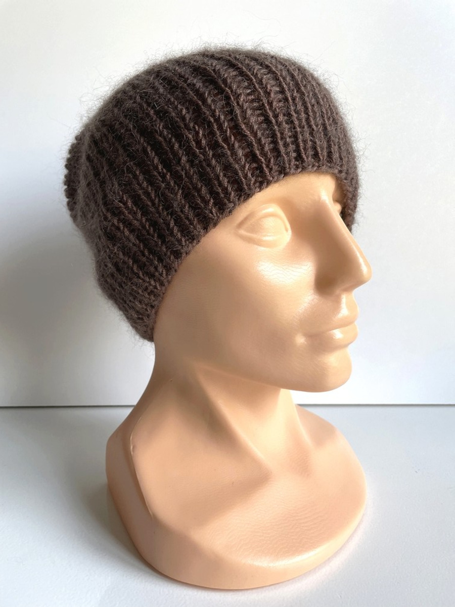 Handmade women's hat AUREA 100% Baby Merino plus mohair and silk 52/15 Dessert chocolate