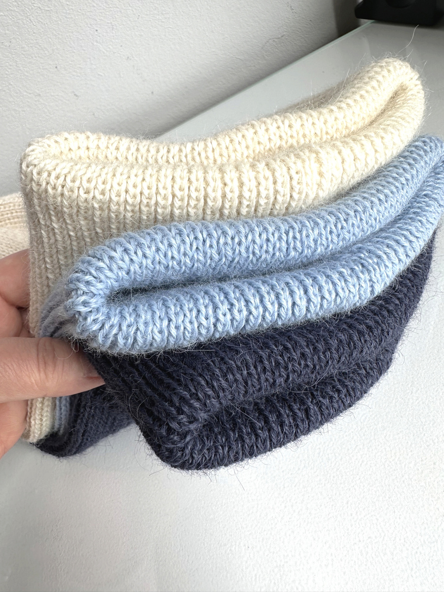 HELEN – czapka z alpaki damska 4305 ciemny indygo