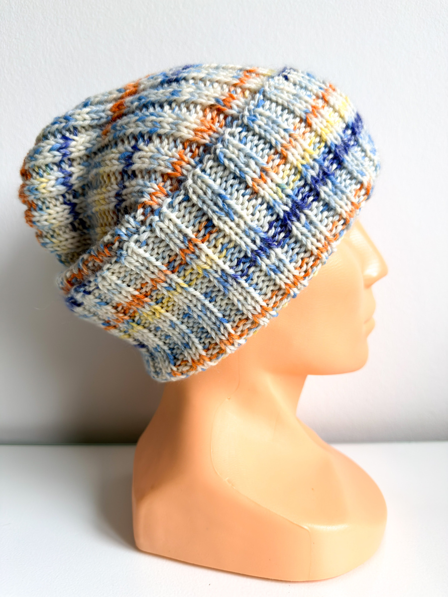 Wywijana czapka merino HELLI 100% Baby Merino 32 Turkusowy