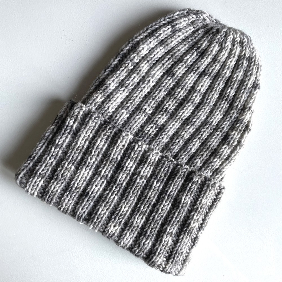 HELLI – szara czapka zimowa merino 100% baby merino ręcznie farbowana