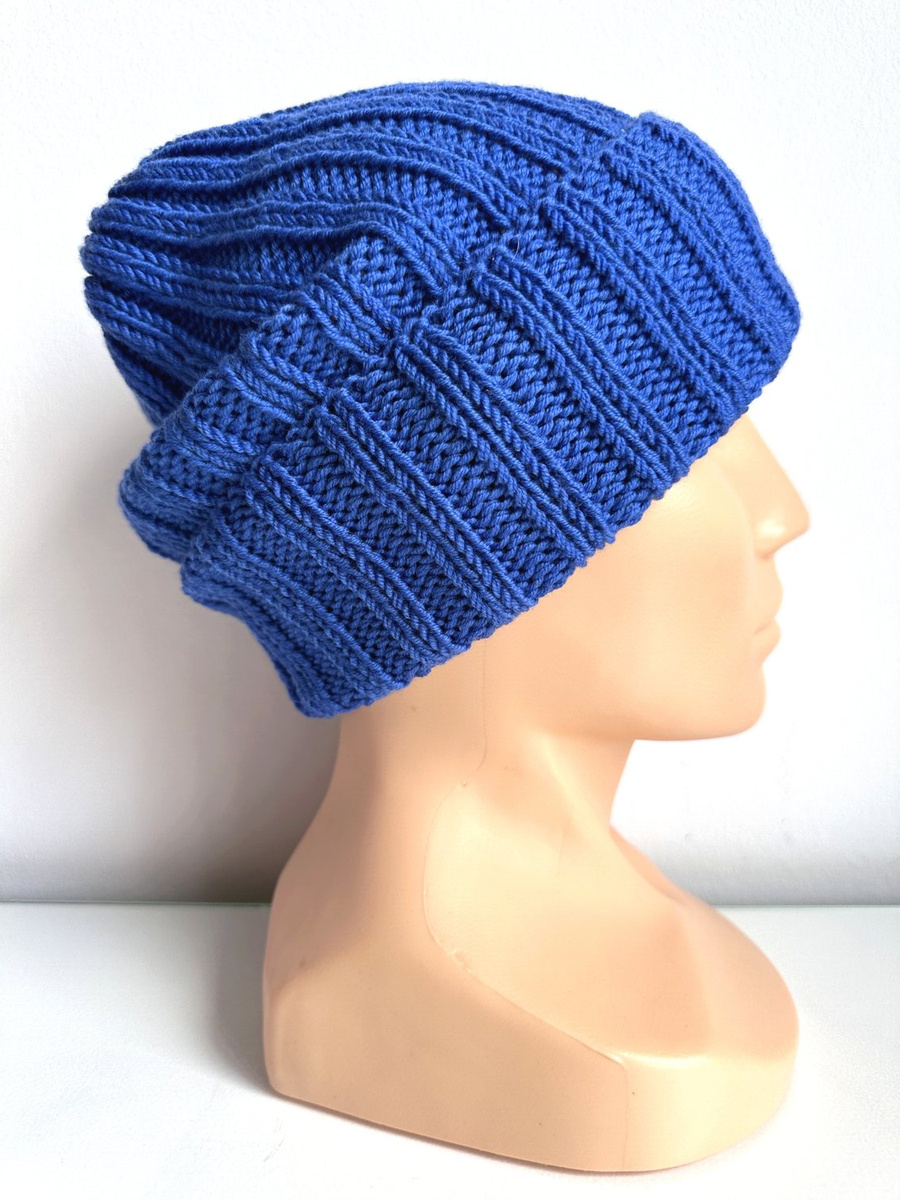 HELLI Beanie-Mütze mit Umschlag 100% Baby-Merinowolle 33 Leuchtblau