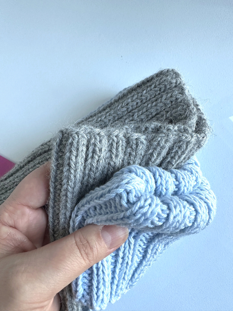 HELLI – czapka beanie z wełny baby merino 53 Rosa, wywijana, jesienno-zimowa