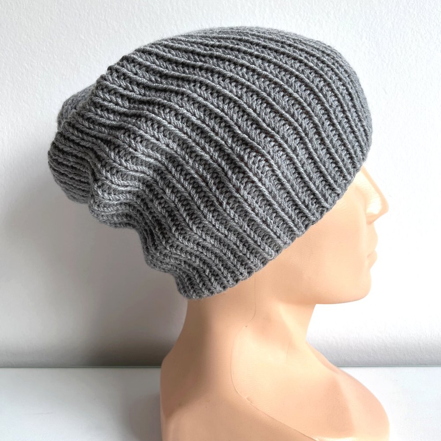 NANA – ręcznie robiona czapka beanie z wełny baby merino 19 szary jesienno-zimowa
