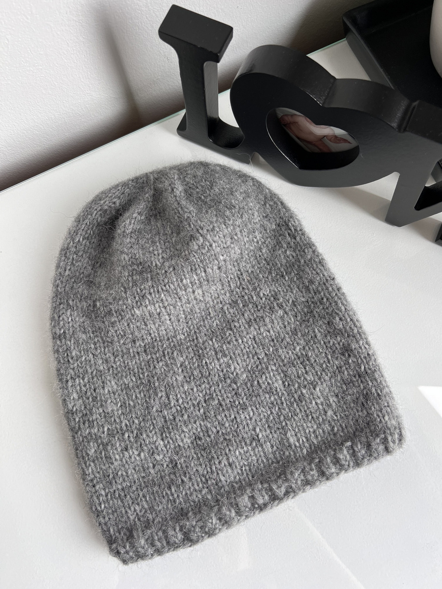 CHMURKA Beanie-Mütze aus Alpaka 04 Mittelgrau