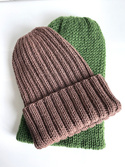Wywijana czapka merino HELLI 100% Baby Merino 52 Czekolada