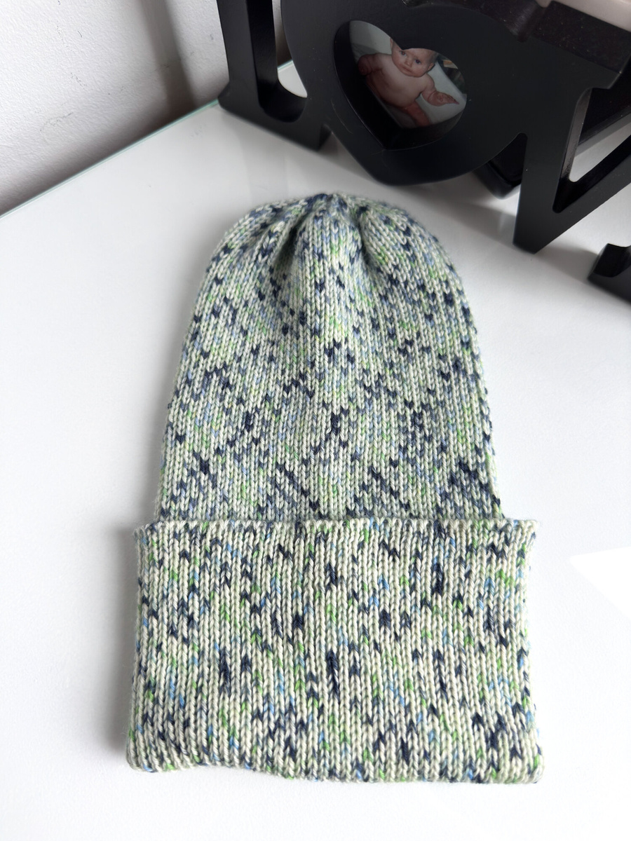 VARELLA – czapka merino beanie wywijana 100% Baby Merino 467 Lody Pistacjowe