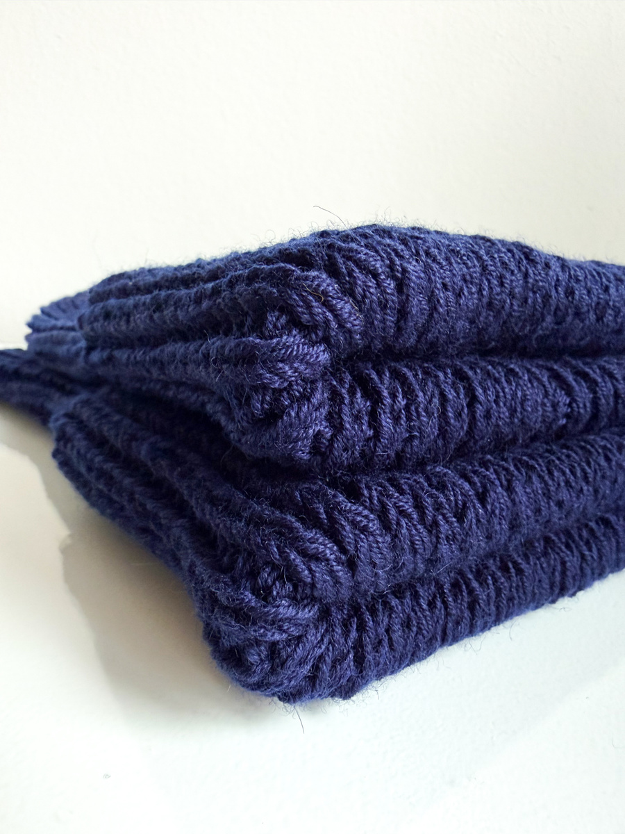 NANA Beanie-Mütze mit Umschlag aus Baby-Merinowolle 13 Navy