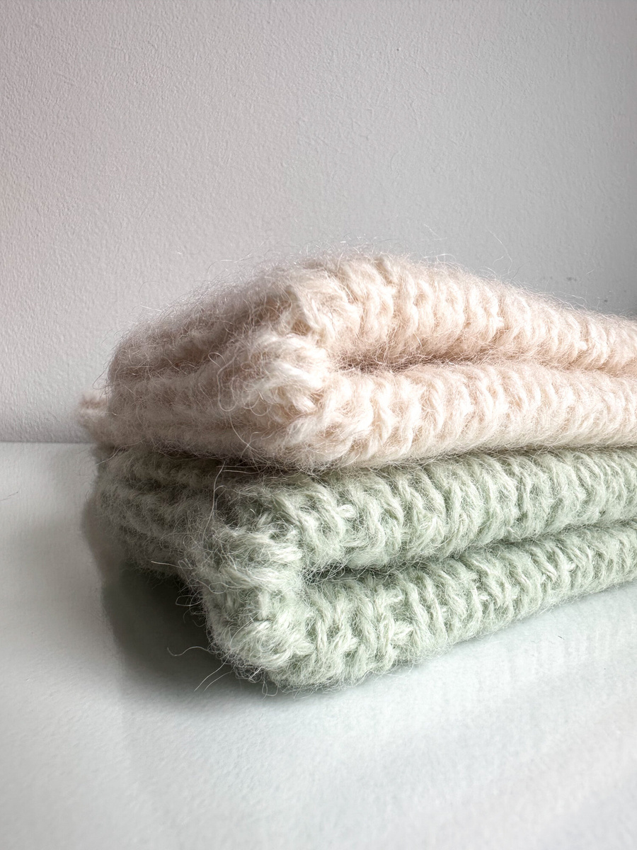 MORGANA – czapka damska alpaka + jedwab z wywinięciem 9030/33 Lody Pistacjowe