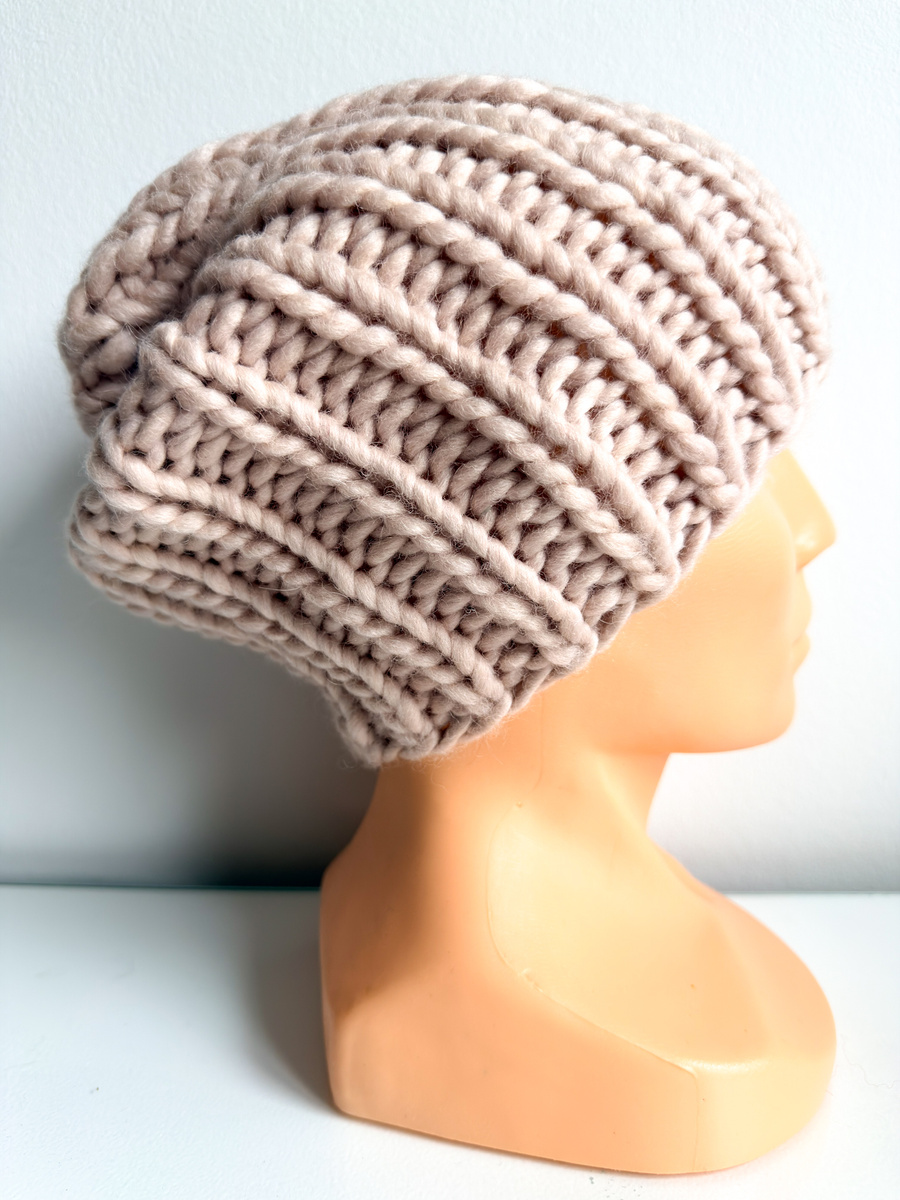 ASHER – gruba czapka zimowa damska z wełny 100% 13 Pianka cukrowa