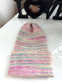 VARELLA Beanie-Mütze aus Merinowolle 100% Baby Merino 105 Magiczna Beza