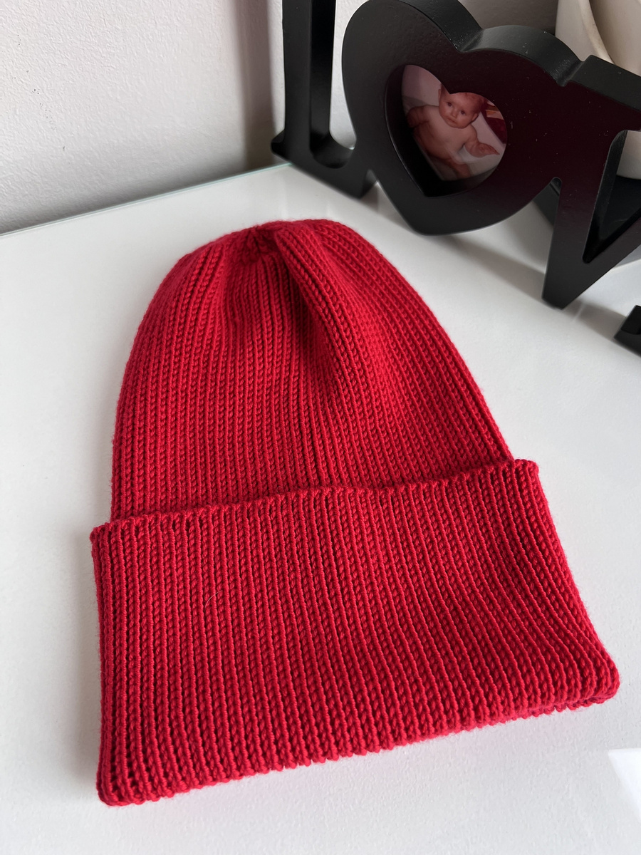 VARELLA – czapka merino beanie 100% baby merino 16 czerwony jesienno-zimowa