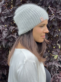 Handgemachte Damenmütze AUREA 100% Baby Merino plus Mohair und Seide 22/44 Hellgrau