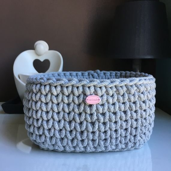 Ręcznie robiony Koszyk ze sznurka bawełnianego jasny szary 100  dno 20x20, wysokość 12 cm