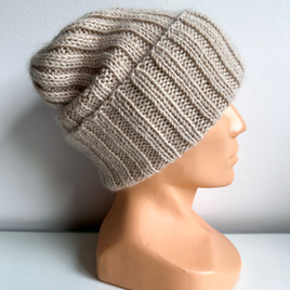 Ręcznie robiona czapka beanie MIRA 100% Merino plus moher i jedwab 13 dżins