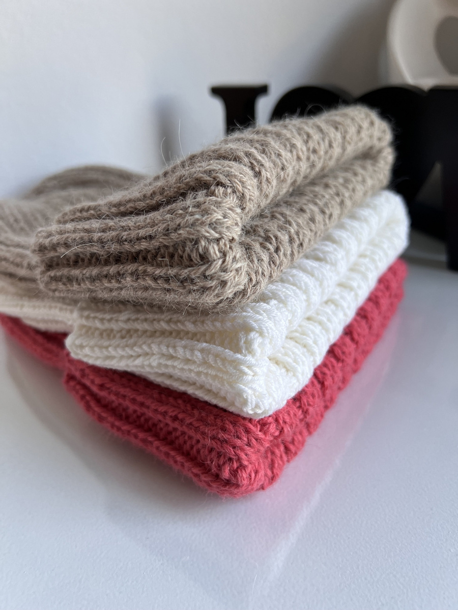 HELLI Mütze mit Umschlag 100% Baby-Merinowolle 01 Weiß