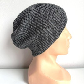 VARELLA – czapka z wełny merino 100% baby merino 20 ciemny szary beanie przejściowa