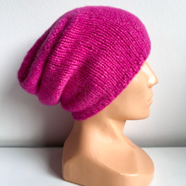 CHMURKA – czapka z alpaki damska ręcznie robiona 39 Magenta