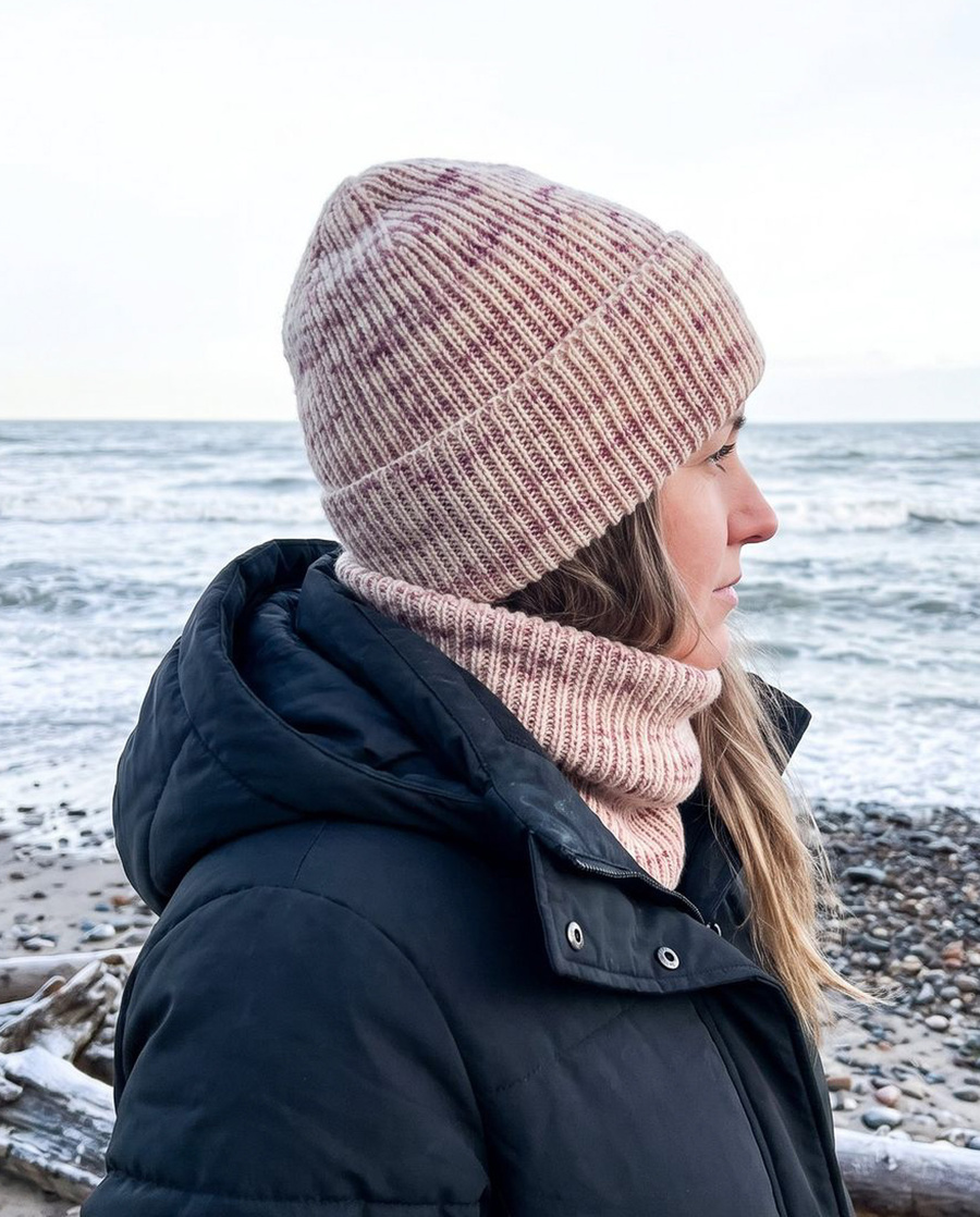 VARELLA Handmade Merino Wool Turn-Up Beanie Ecru Pink Purple Melange