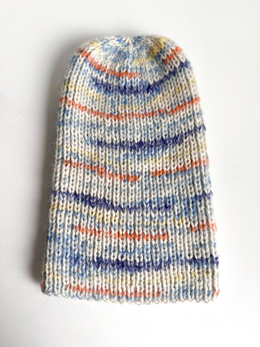 Handmade Czapka damska AUREA Print Merynos plus moher i jedwab 21/59 morski kapitan