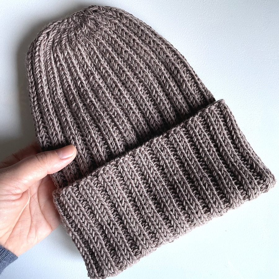 HELLI – czapka beanie wywijana z wełny baby merino 100% 17 beż, jesienno-zimowa, unisex