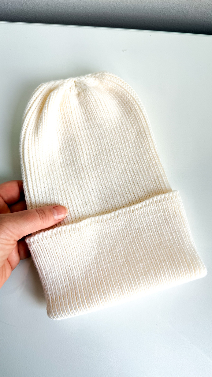 VARELLA – czapka z wełny merino baby merino 01 biały