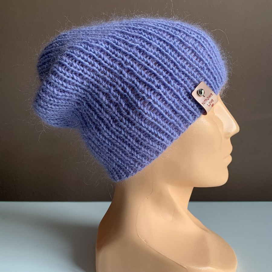 Handmade women's hat AUREA 100% Baby Merino plus mohair and silk 25/11 Lavender