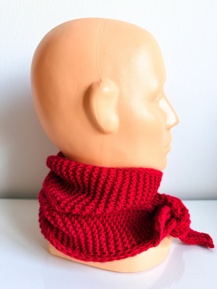 Ręcznie robiony KOMIN HELLI 100% Baby Merino - WYBIERZ KOLOR