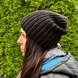 JANKA – gruba czapka zimowa damska z wełny 02 Czarny