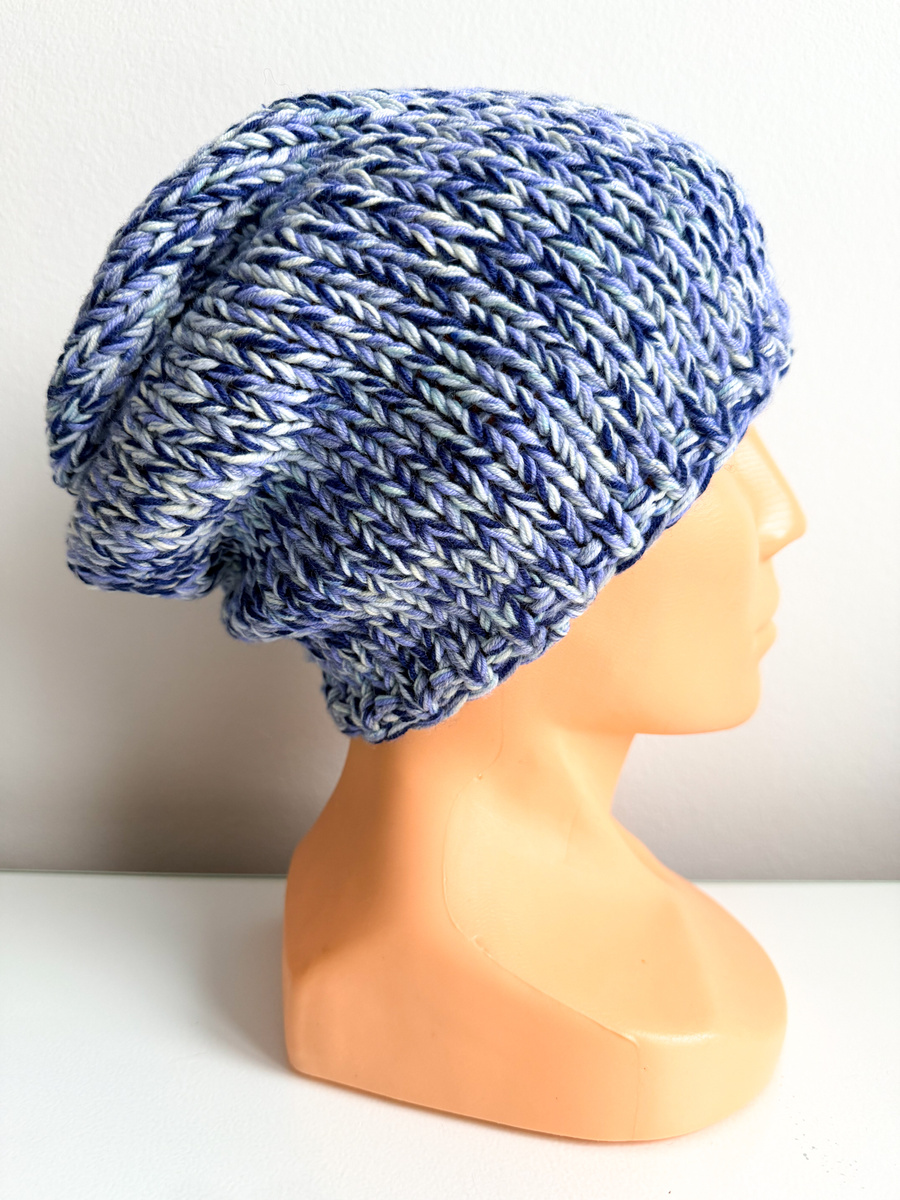 Winter Slouchy Beanie in 100% Baby Merino – Blue Shades, Hand-K