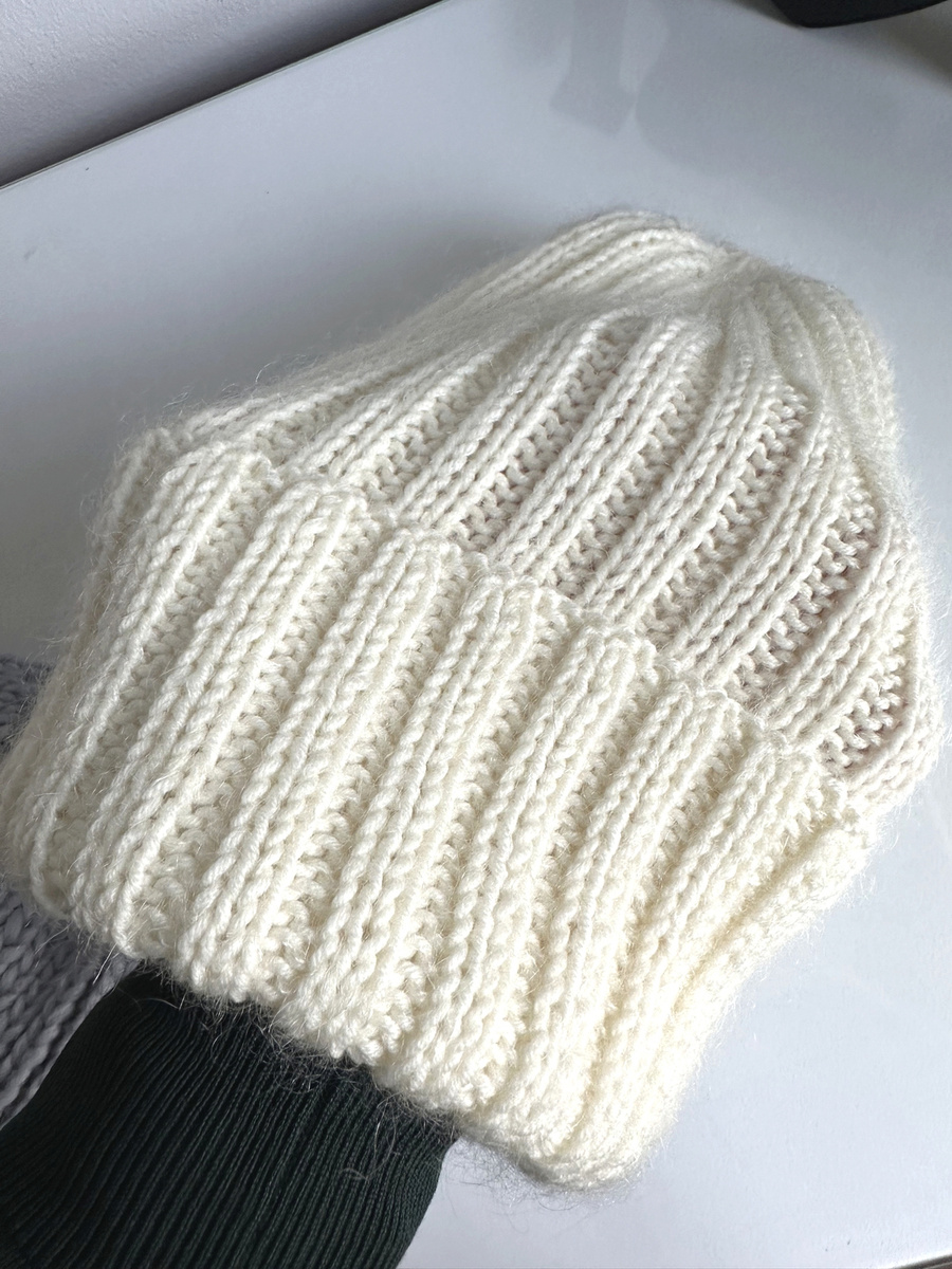 MIRA – ręcznie robiona ciepła czapka beanie merino + moher i jedwab 01 Ecru