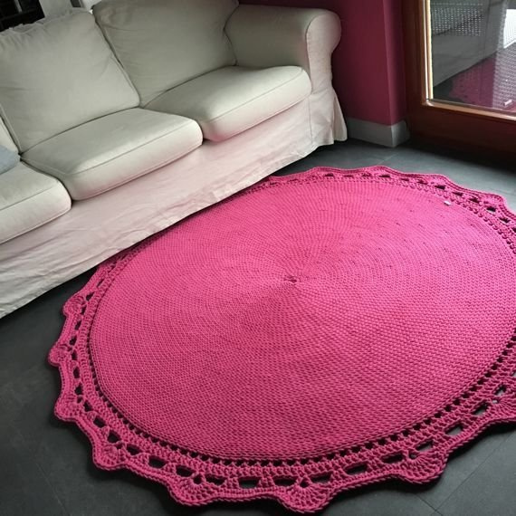 Ręcznie robiony Dywan okrągły ze sznurka bawełnianego CAMEL Z KORONKĄ